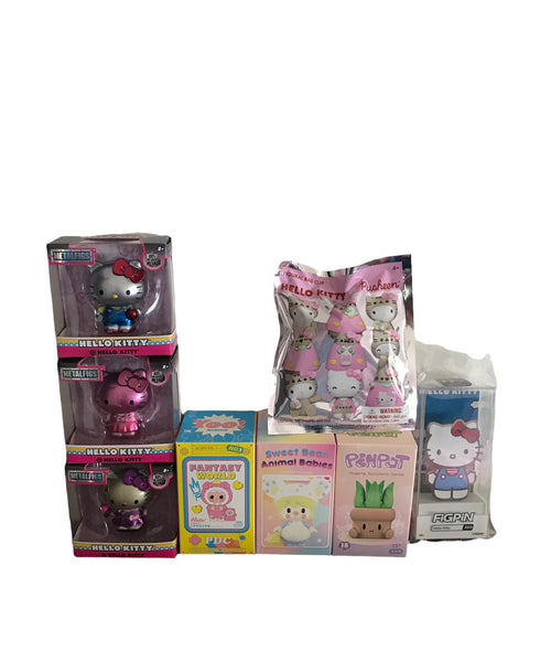 Hello Kitty figures bundle
